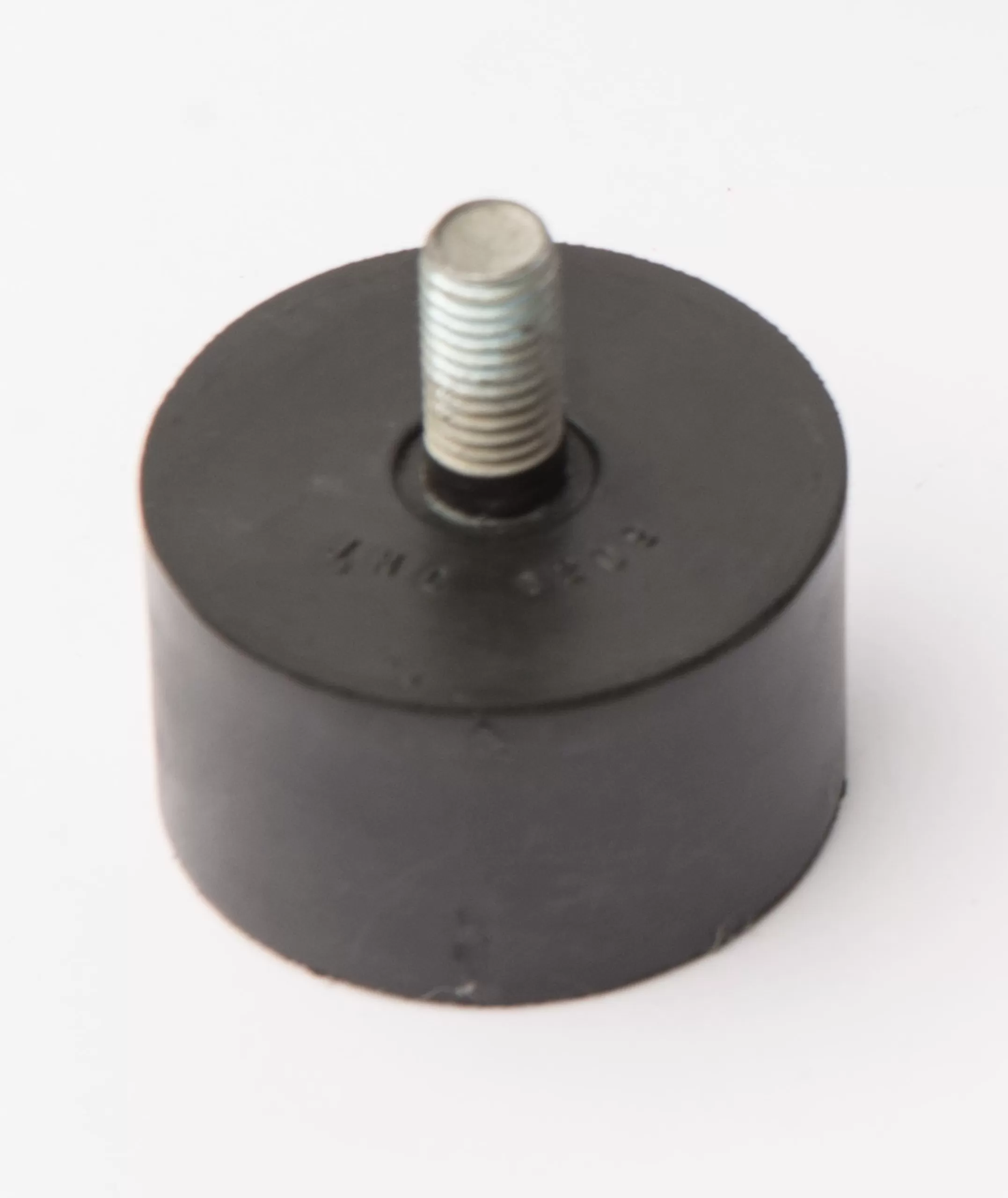 Coxim de borracha: como ele pode prolongar a vida útil dos seus equipamentos industriais