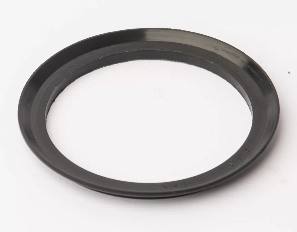 Retentor de borracha: economia e eficiência para sua operação industrial
